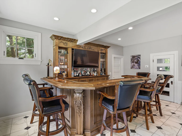 357 Wrights Crossing Road, Pomfret, CT 06259-13
