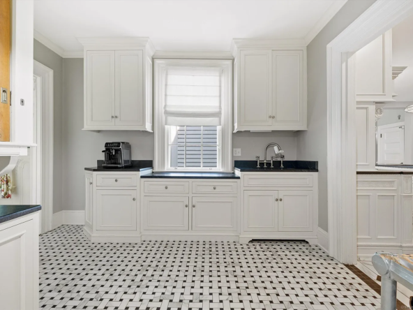 357 Wrights Crossing Road, Pomfret, CT 06259-16