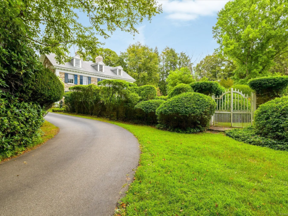 357 Wrights Crossing Road, Pomfret, CT 06259-3