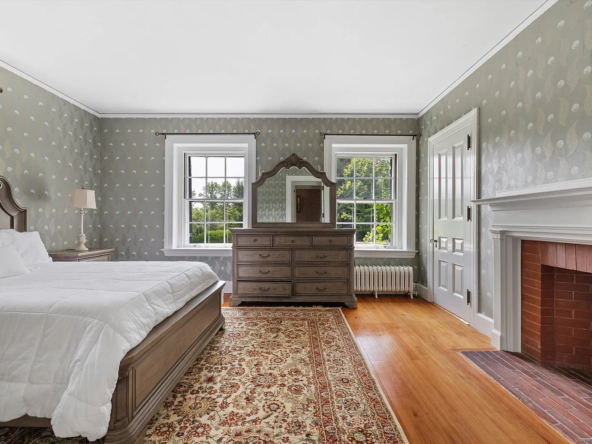 357 Wrights Crossing Road, Pomfret, CT 06259-30