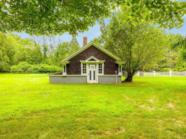 357 Wrights Crossing Road, Pomfret, CT 06259-34