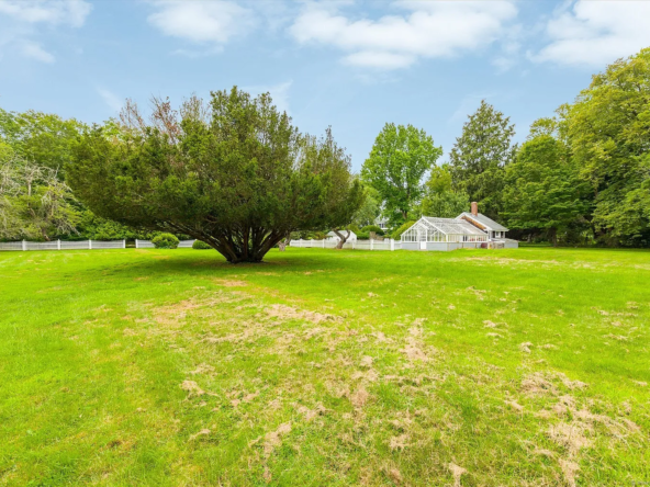 357 Wrights Crossing Road, Pomfret, CT 06259-36