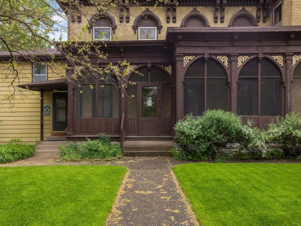 424 5th St SE, Minneapolis, MN 55414-4