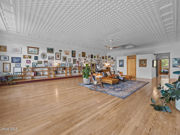 522 W 1st Street, Ayden, NC 28513-22