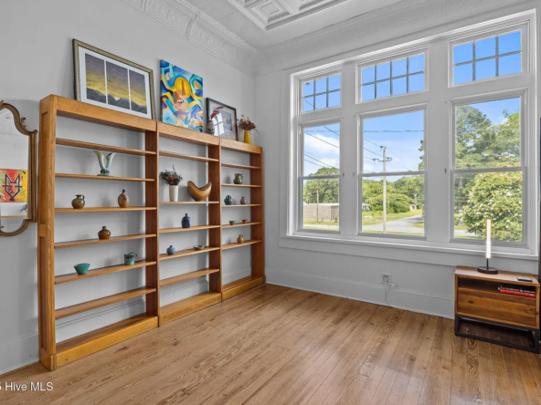 522 W 1st Street, Ayden, NC 28513-29