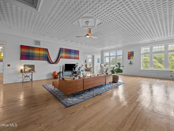 522 W 1st Street, Ayden, NC 28513-30