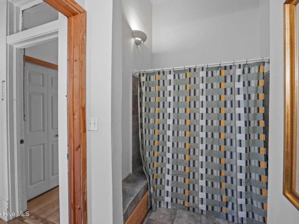 522 W 1st Street, Ayden, NC 28513-39