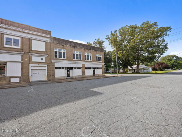 522 W 1st Street, Ayden, NC 28513-41