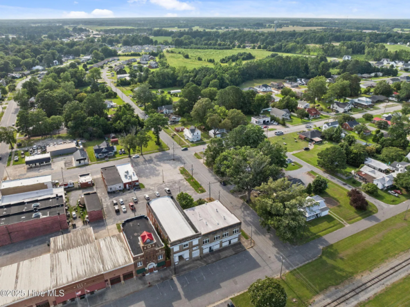 522 W 1st Street, Ayden, NC 28513-46