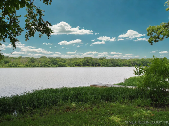 6844 Yonkipin Dr, Claremore, OK 74019-3