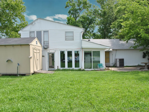 6844 Yonkipin Dr, Claremore, OK 74019-4