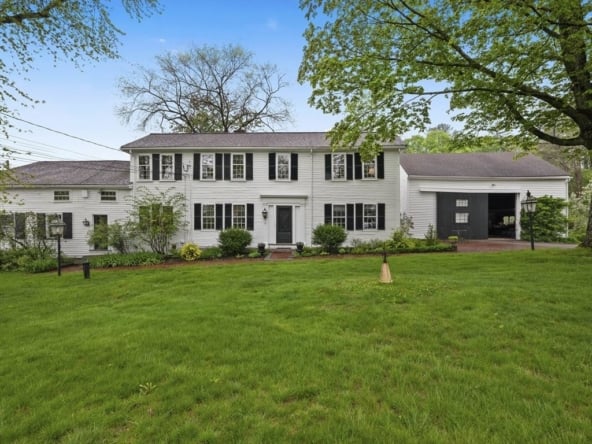 7 School Street, Carlisle, MA 01741-1