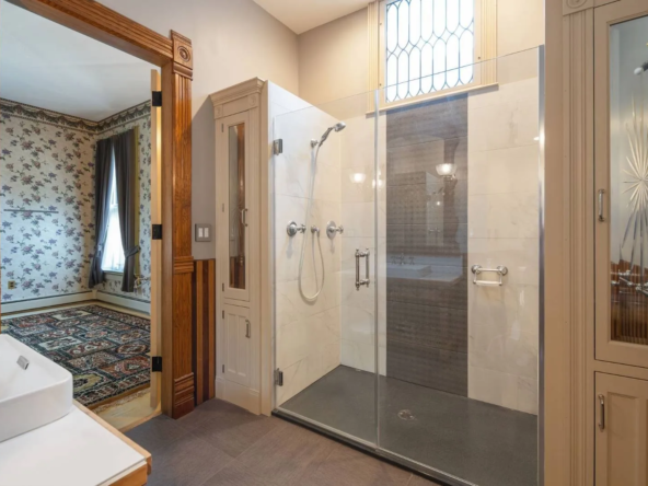73 Elm St, Cooperstown, NY 13326-34