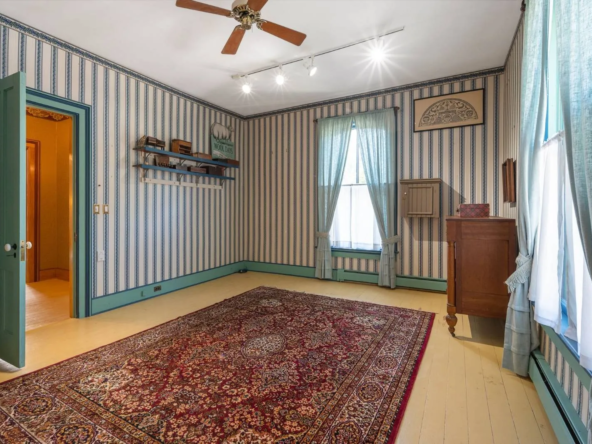 73 Elm St, Cooperstown, NY 13326-46