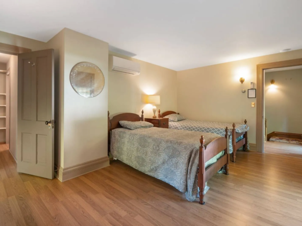 73 Elm St, Cooperstown, NY 13326-58