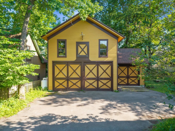 73 Elm St, Cooperstown, NY 13326-60