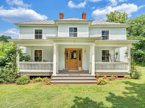 785 Jonesboro Rd, Roseland, VA 22967-41