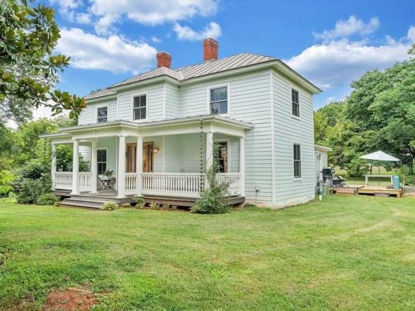785 Jonesboro Rd, Roseland, VA 22967-43