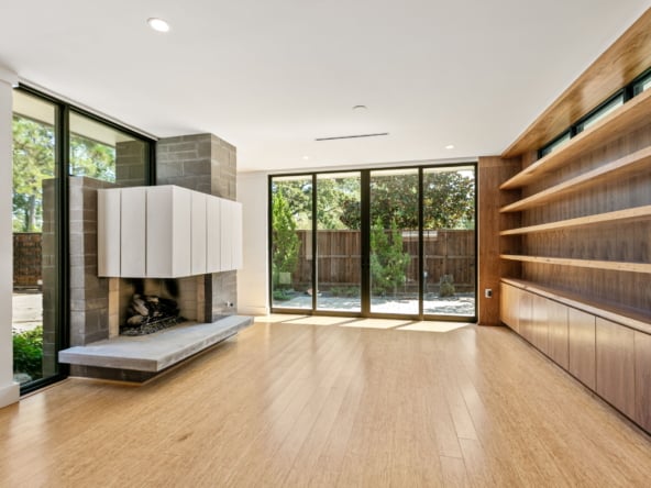12-web-or-mls-802-w-43rd-st