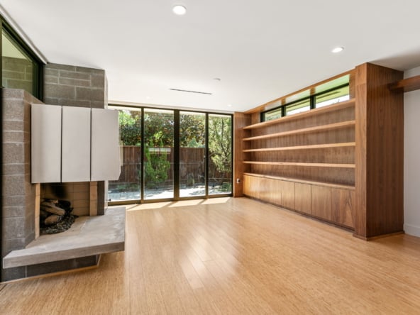 14-web-or-mls-802-w-43rd-st