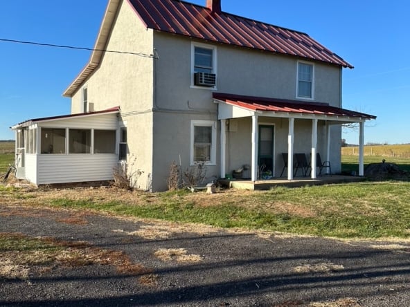 24auburn tenant house