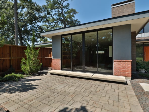 36-web-or-mls-802-w-43rd-st