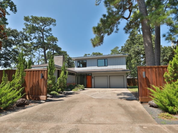 4-web-or-mls-802-w-43rd-st