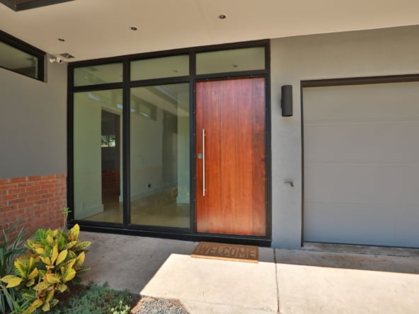 7-web-or-mls-802-w-43rd-st