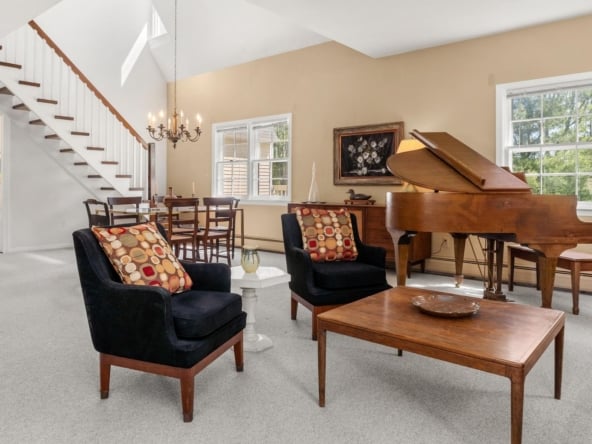 764 East Hill Rd New Marlborough, MA 01230-47