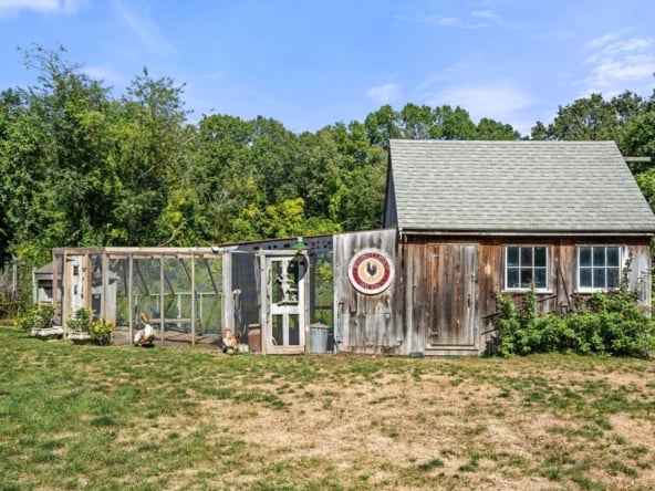 78 Elm St Newbury, MA 01922-37
