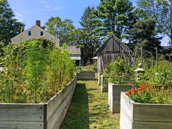 78 Elm St Newbury, MA 01922-39