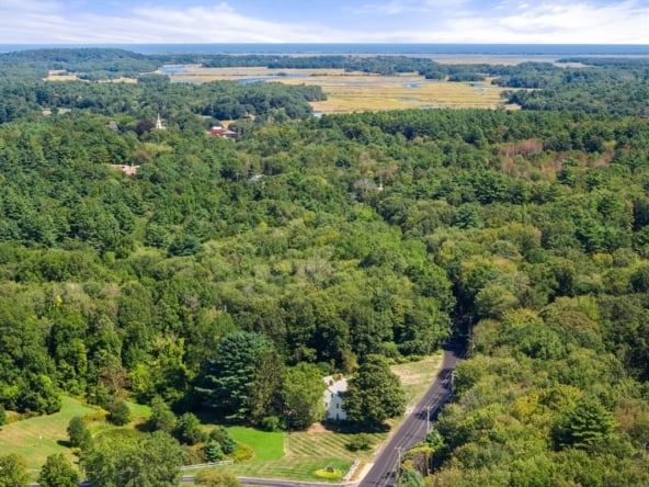 78 Elm St Newbury, MA 01922-40