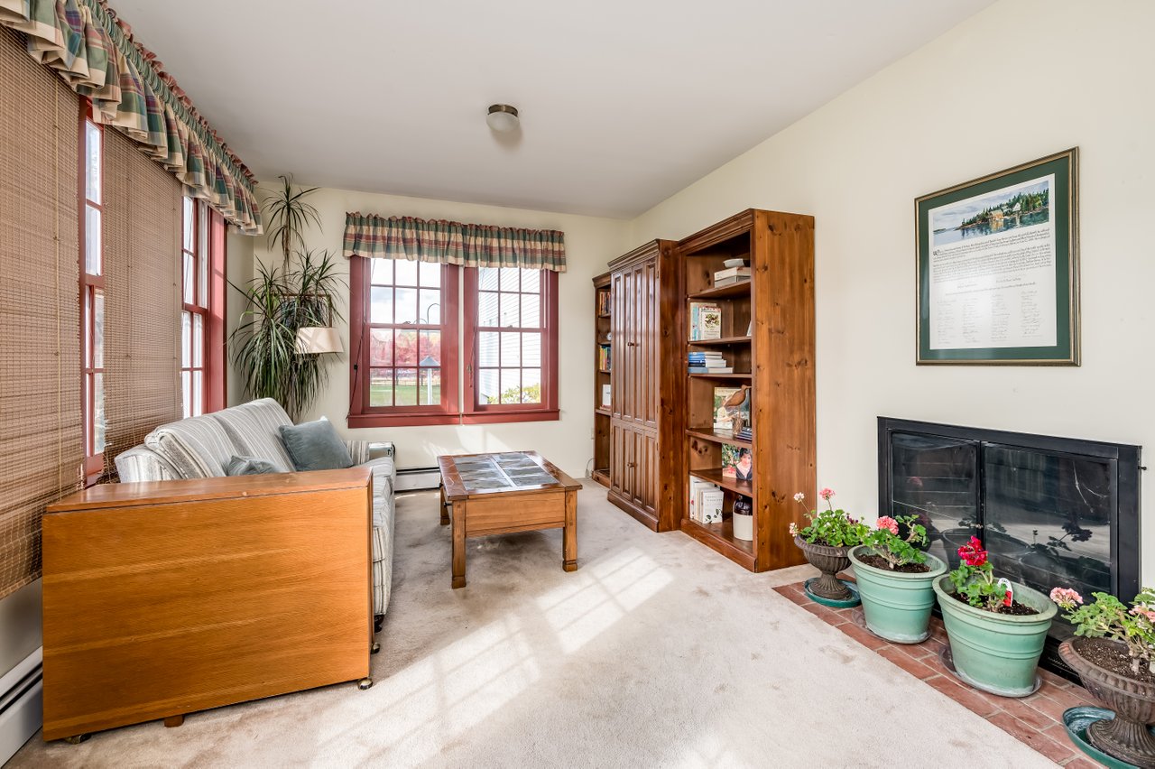 037-1310UpperCityRoad-Pittsfield-NH-03263-SMALL