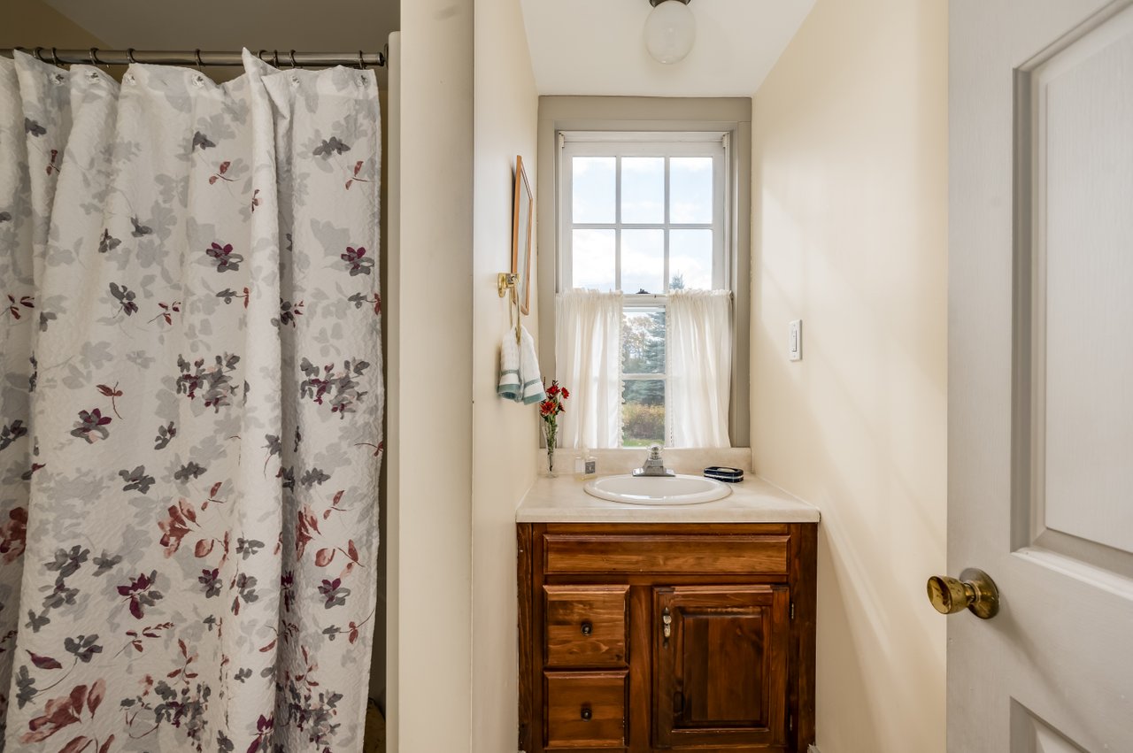 045-1310UpperCityRoad-Pittsfield-NH-03263-SMALL