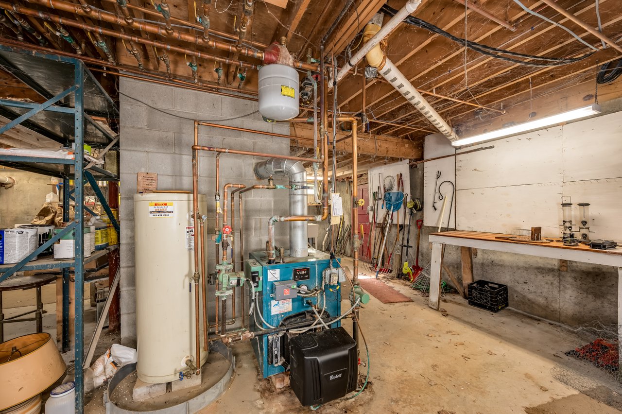 072-1310UpperCityRoad-Pittsfield-NH-03263-SMALL