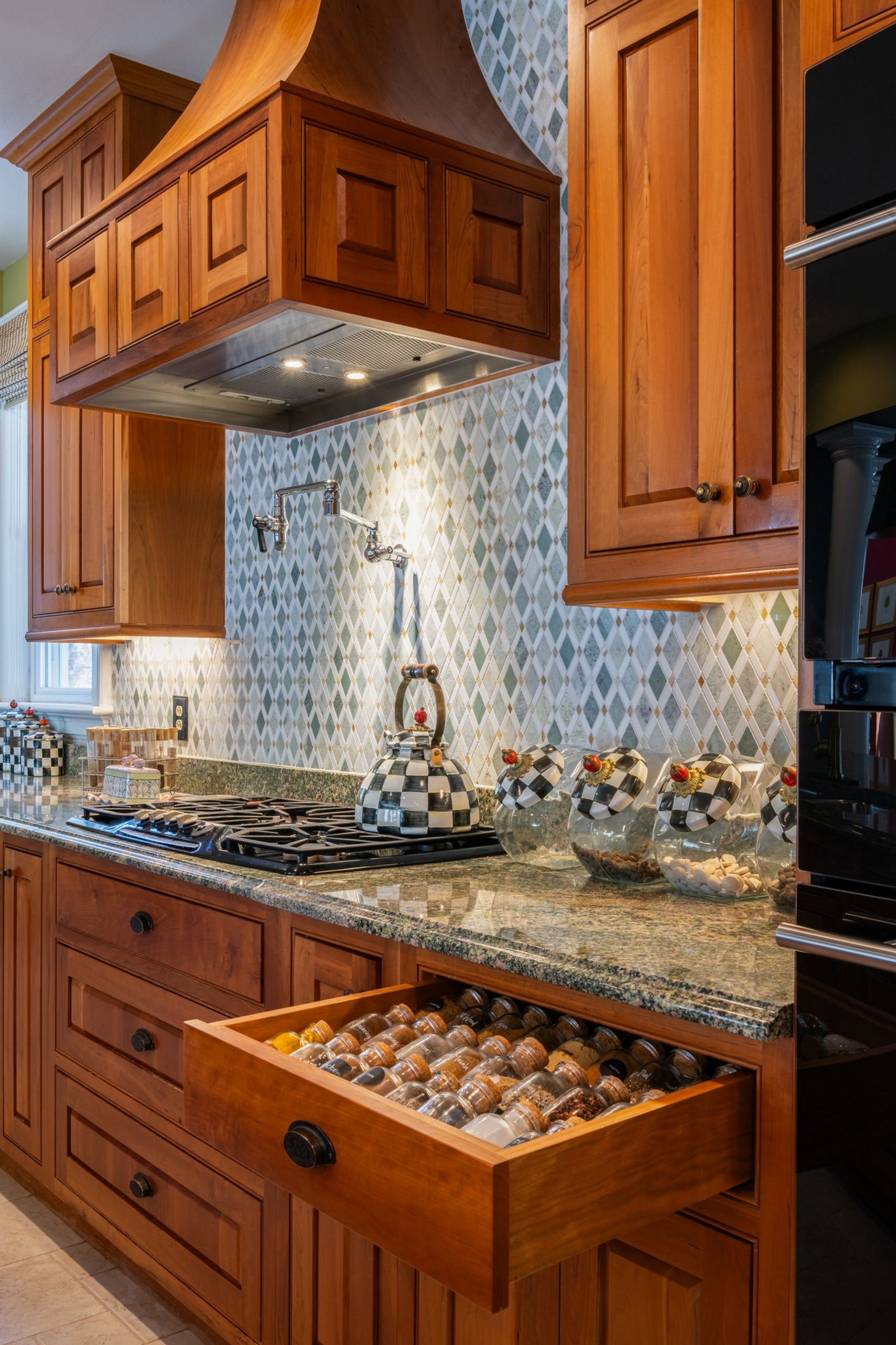 042 34 State Street, Skaneateles, NY