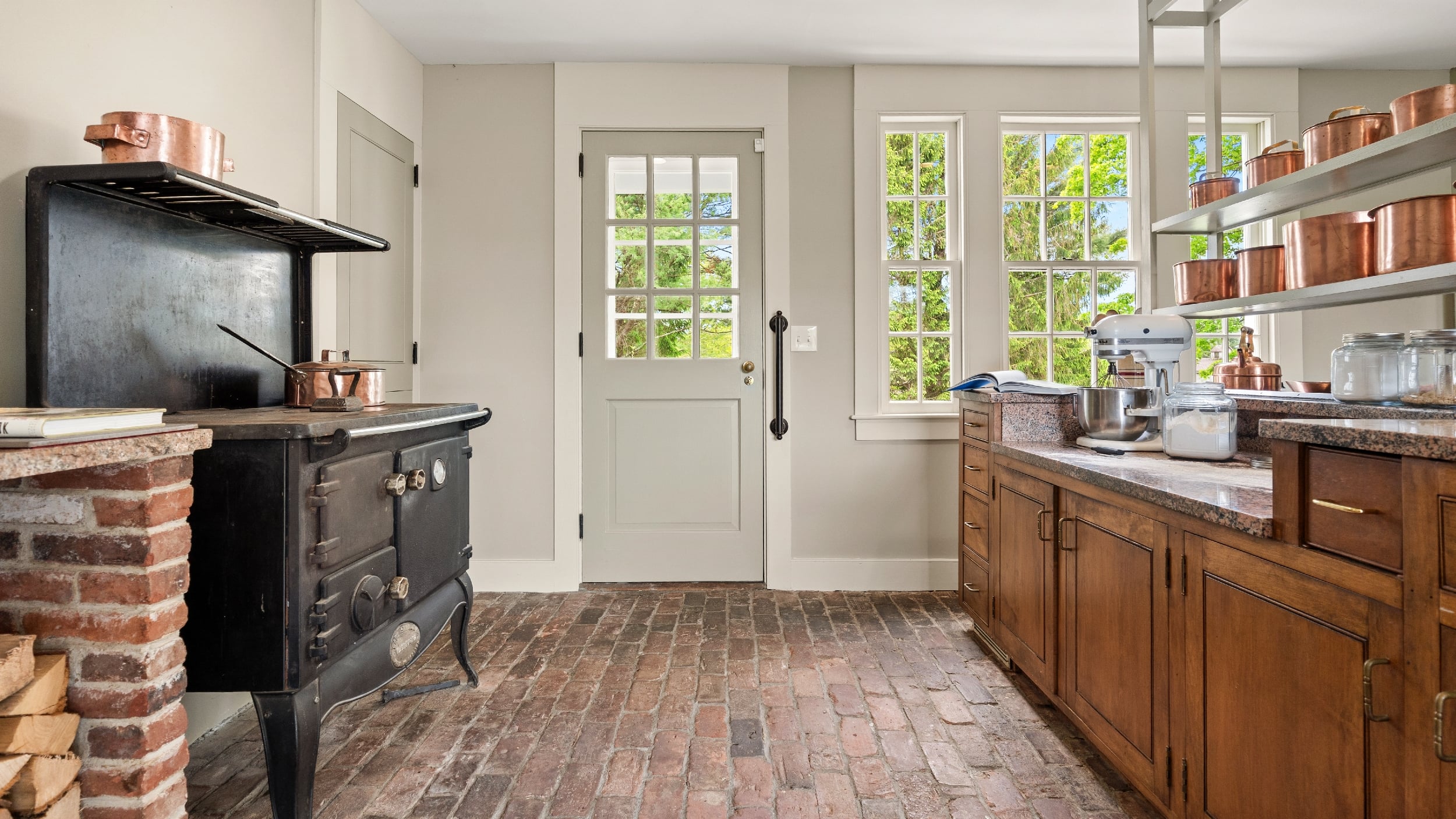 19Kitchen and wood cook stove_WPSIRLCF