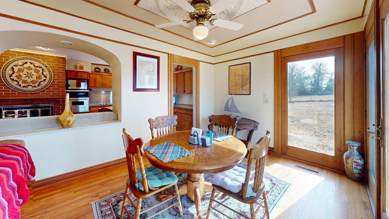 18133-S-1525-Rd-1-Dining-Room 1