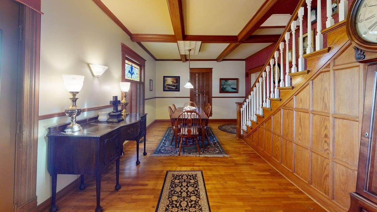 18133-S-1525-Rd-1-Dining-Room 2