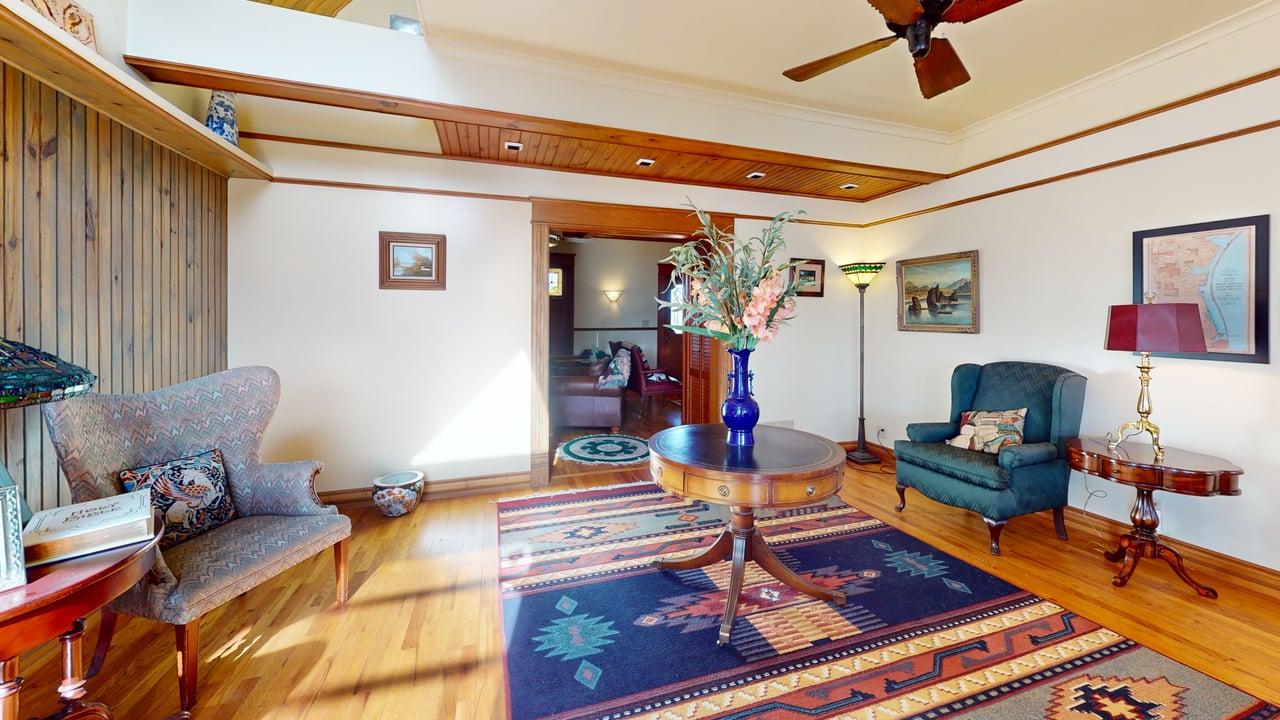 18133-S-1525-Rd-1-Living-Room