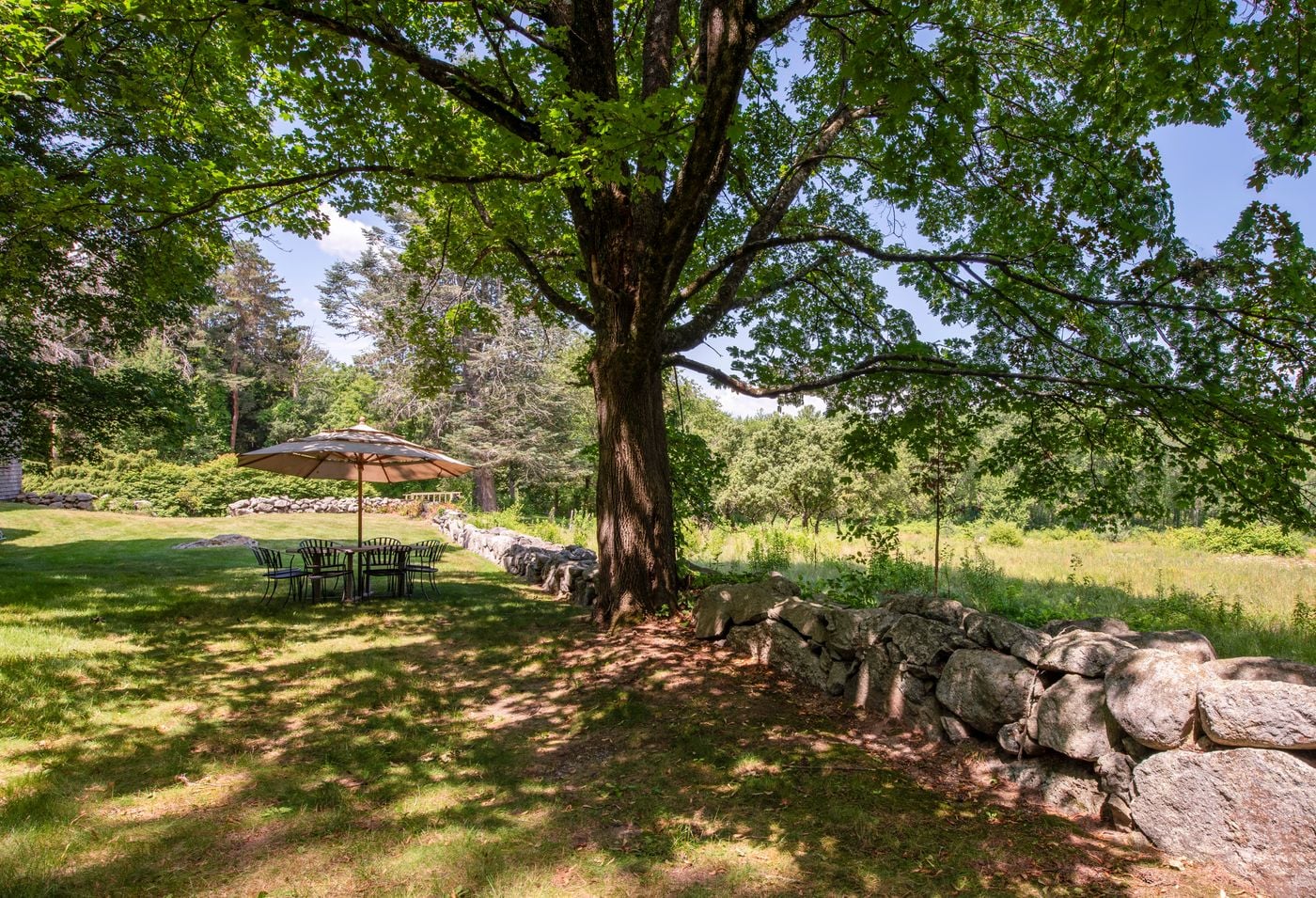 10 Reiling Pond Road Hobbs Brook Farm LINCOLN, MA 01773-21
