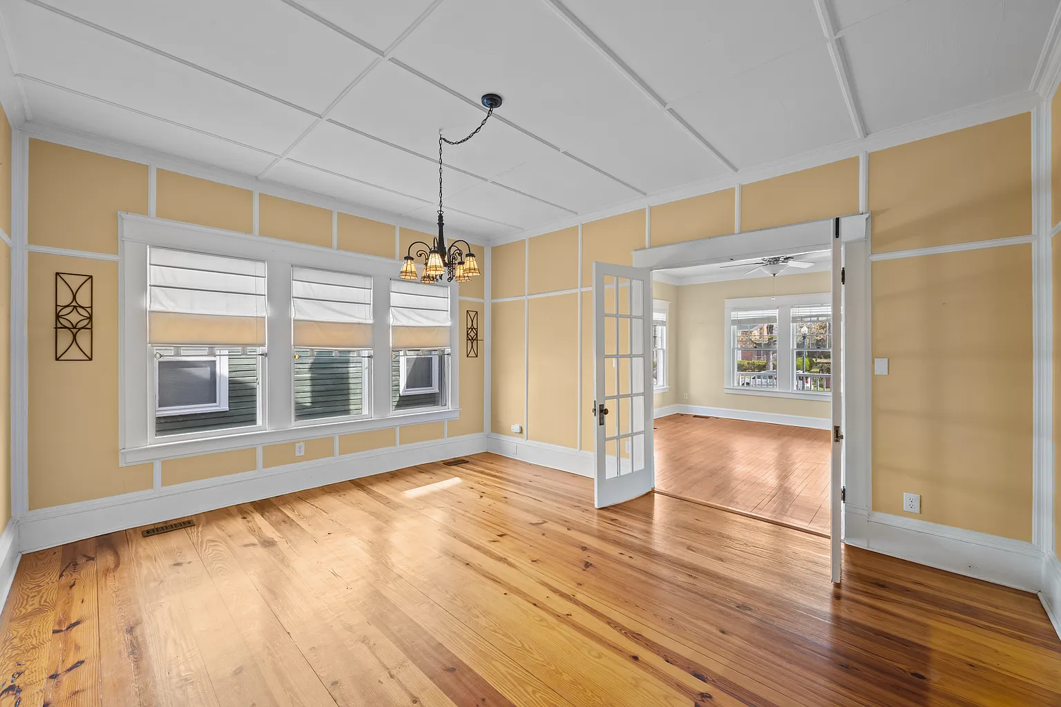 1614 Spencer Avenue, New Bern, NC 28560-15