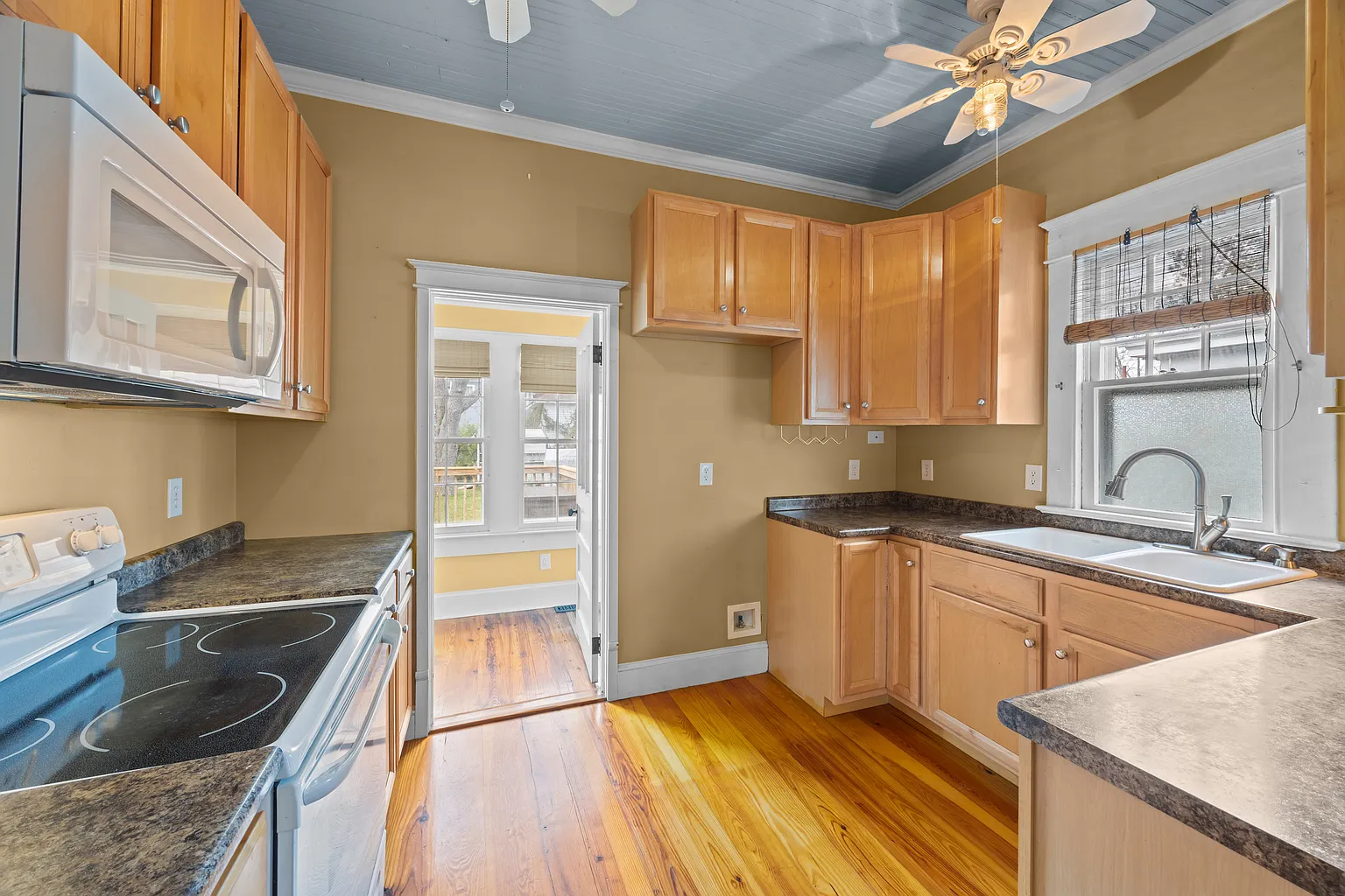 1614 Spencer Avenue, New Bern, NC 28560-17