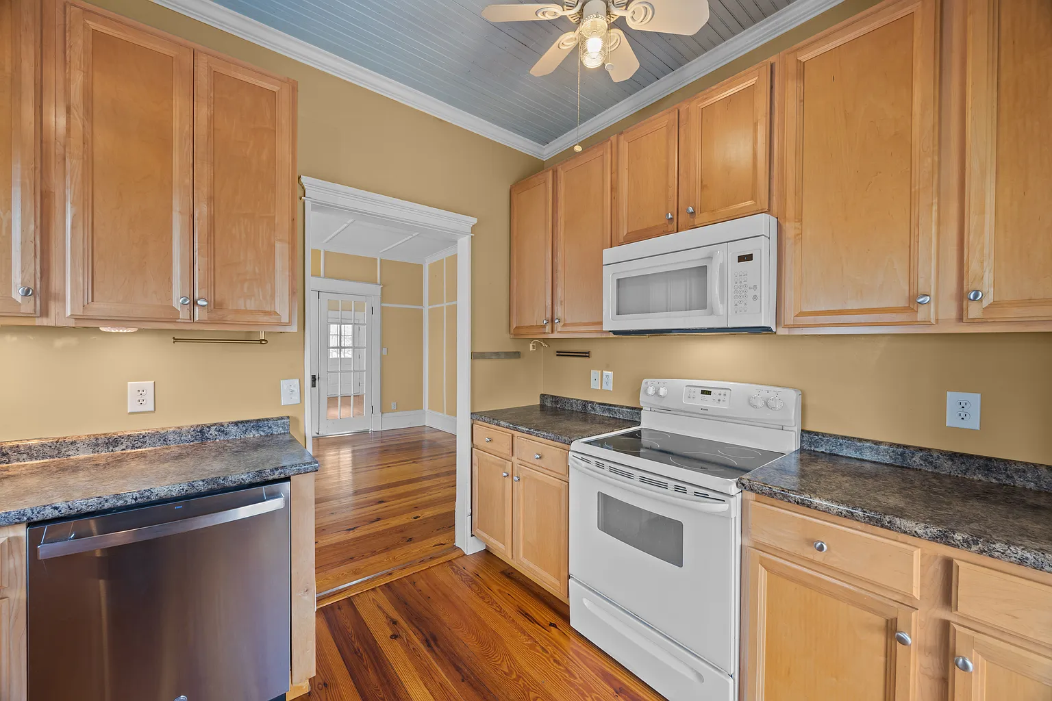 1614 Spencer Avenue, New Bern, NC 28560-18