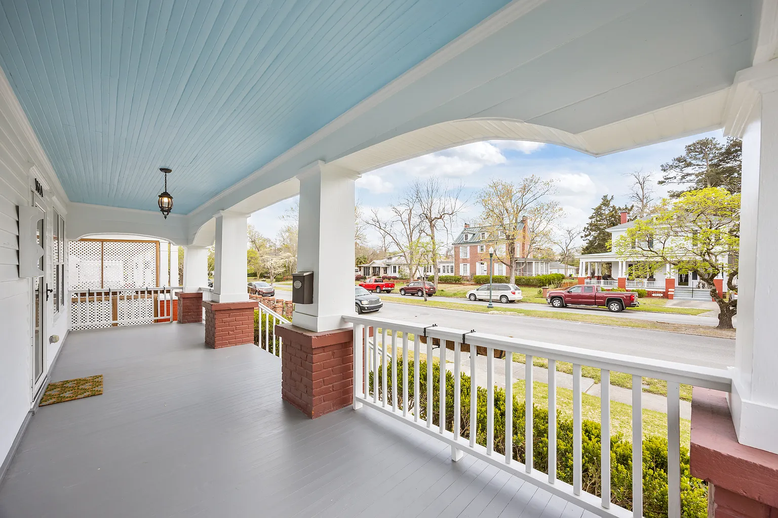 1614 Spencer Avenue, New Bern, NC 28560-2