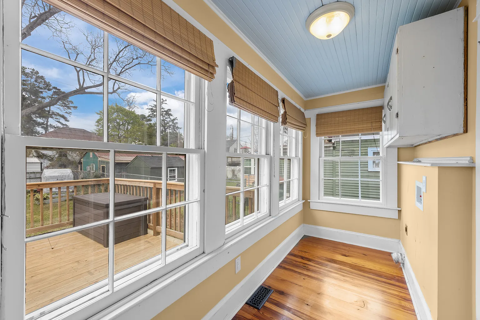 1614 Spencer Avenue, New Bern, NC 28560-29