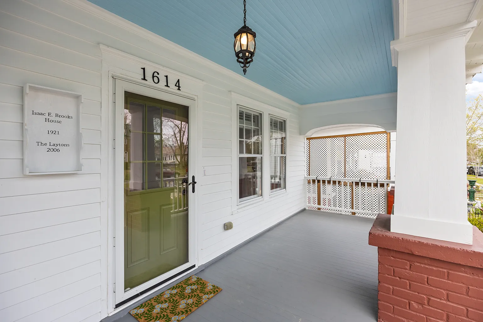 1614 Spencer Avenue, New Bern, NC 28560-3