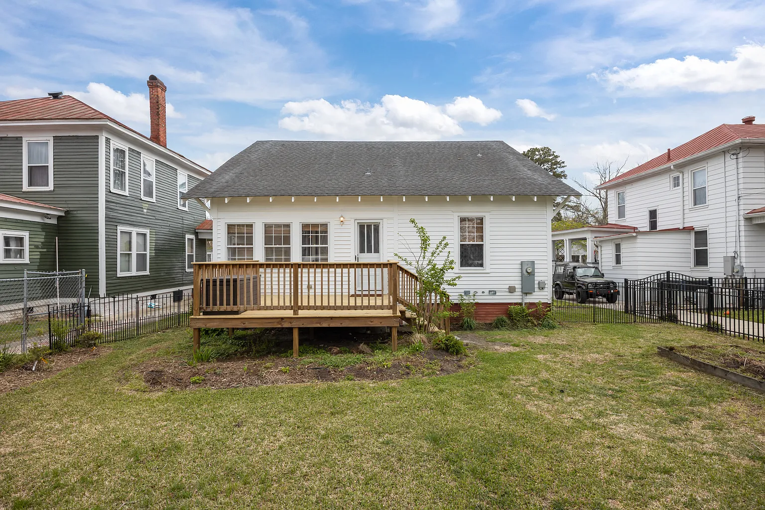 1614 Spencer Avenue, New Bern, NC 28560-36