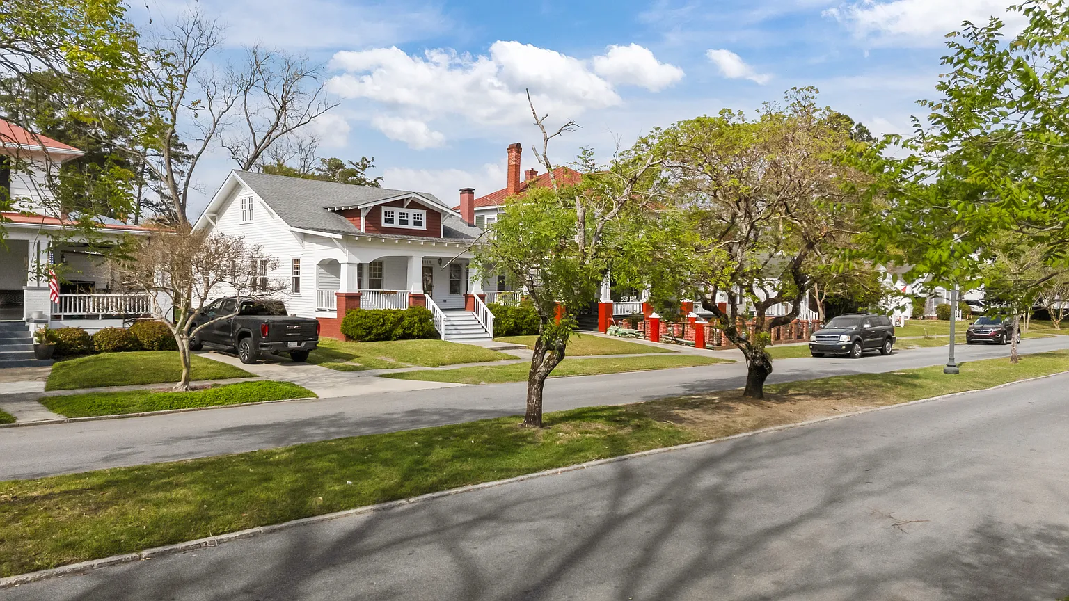 1614 Spencer Avenue, New Bern, NC 28560-6
