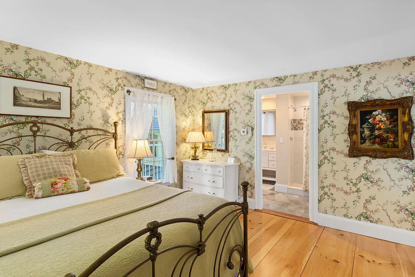 22 High Street, Camden, ME 04843-19